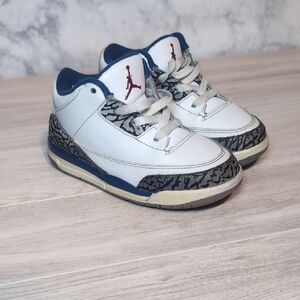 Jordan Kids White Navy and Grey Retro Sneakers